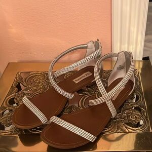 Steve Madden Silver and Brown Sandals Chic Design